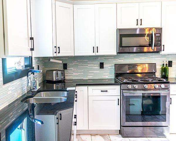 Absloute Black Granite Countertops With White Cabinets